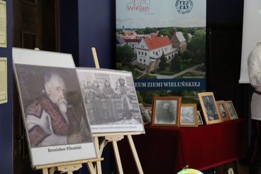 Wieruszowskie stowarzyszenie przypomniało w wieluńskim muzeum o Bronisławie Piłsudskim, bracie znanego marszałka