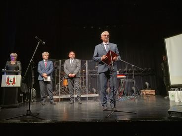 Dr Zbigniew Szczerbik pośmiertnie odznaczony tytułem Honorowego Obywatela Miasta Praszki