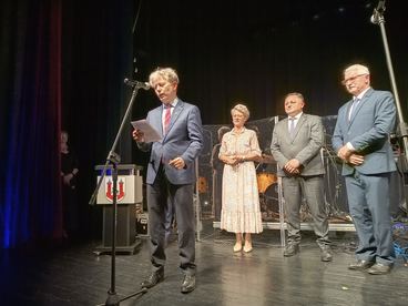 Dr Zbigniew Szczerbik pośmiertnie odznaczony tytułem Honorowego Obywatela Miasta Praszki