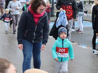 Prawie 100 osób wystartowało w biegu głównym Pętli Wieluńskiej