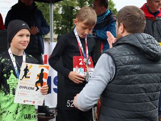 Prawie 100 osób wystartowało w biegu głównym Pętli Wieluńskiej