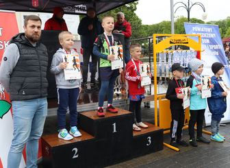 Prawie 100 osób wystartowało w biegu głównym Pętli Wieluńskiej