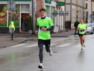 Prawie 100 osób wystartowało w biegu głównym Pętli Wieluńskiej