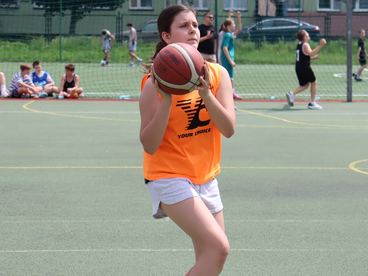 Prawie 100 osób rywalizowało w turnieju koszykówki