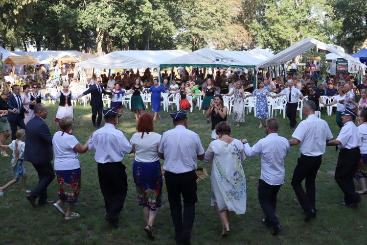 Gmina Biała świętowała dożynki w Naramicach (zdjęcia)