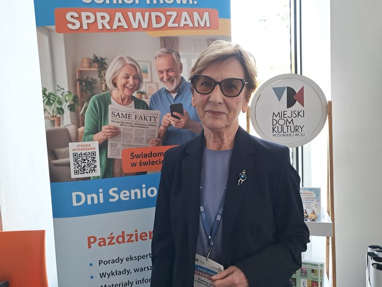„Zatrzymajmy się na pięć minut”. Dr Elżbieta Ostrowska o tym, jak seniorzy mogą uchronić się przed oszustwem